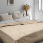 ОДЕЯЛО С МОТИВ НИПИС 150/200; 220/240 - TAUPE