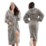 ЛУКСОЗЕН ХАЛАТ ОТ МИКРОПАМУК С КАЧУЛКА 450 г/м²-СИВ - Изображение 4
